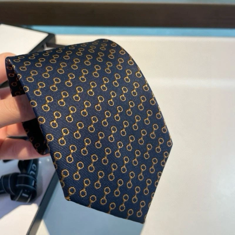 ComfortFit Gucci Neckties 268888