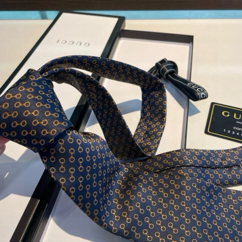 ComfortFit Gucci Neckties 268888