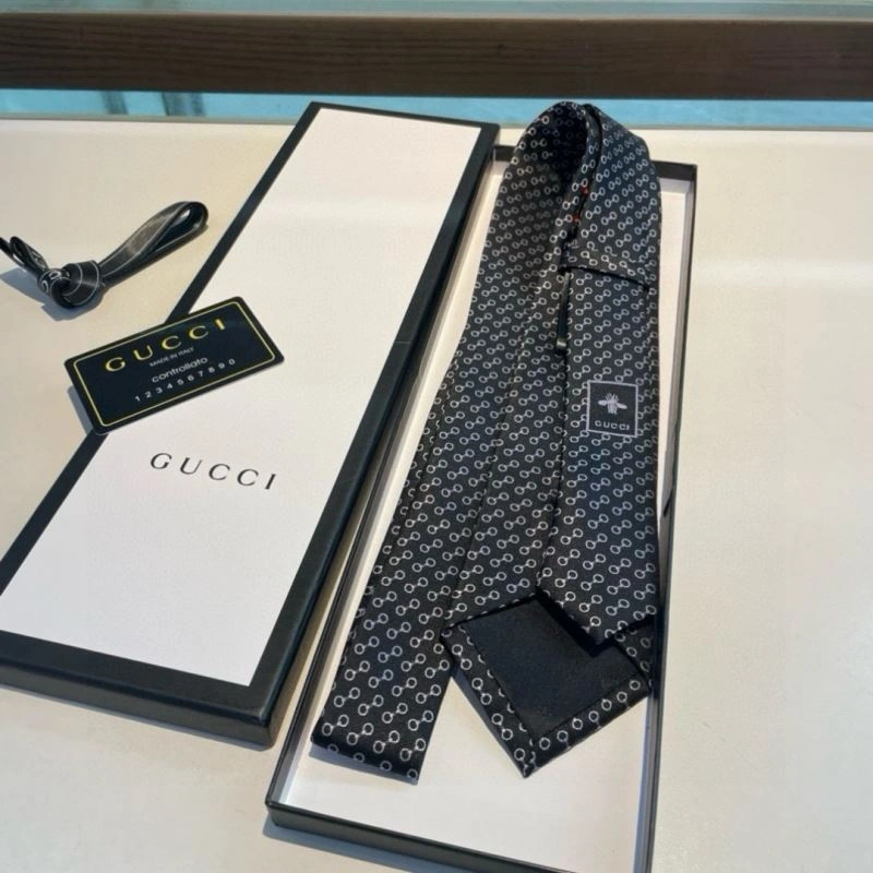 Gucci Neckties UrbanChic 268887