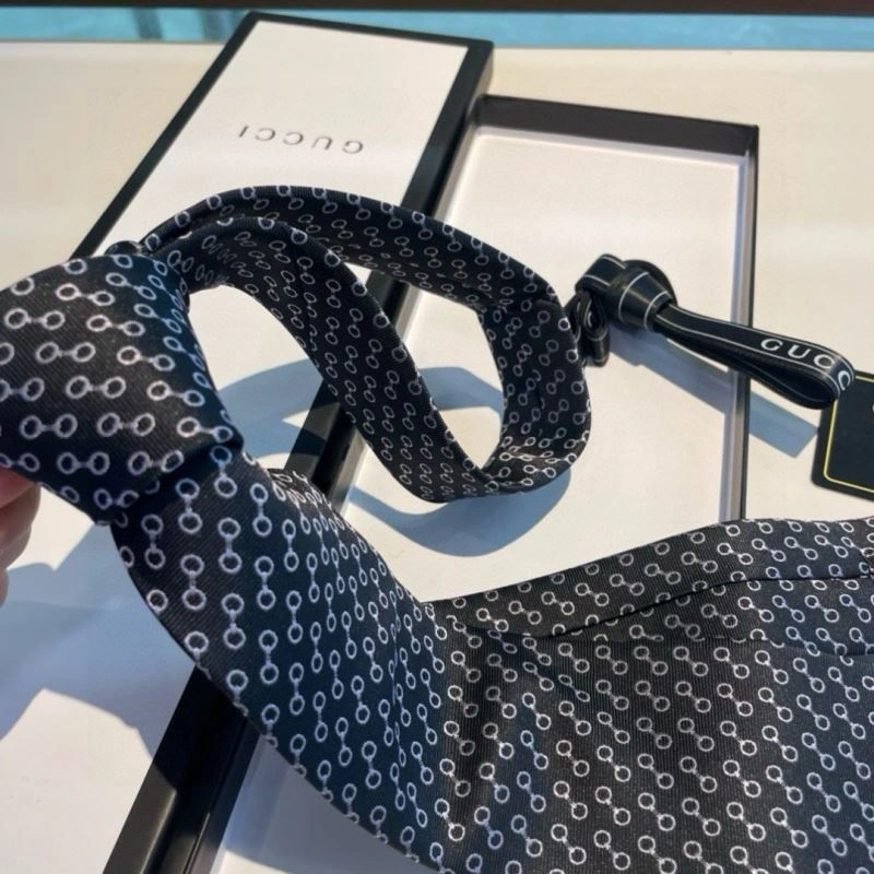 Gucci Neckties UrbanChic 268887