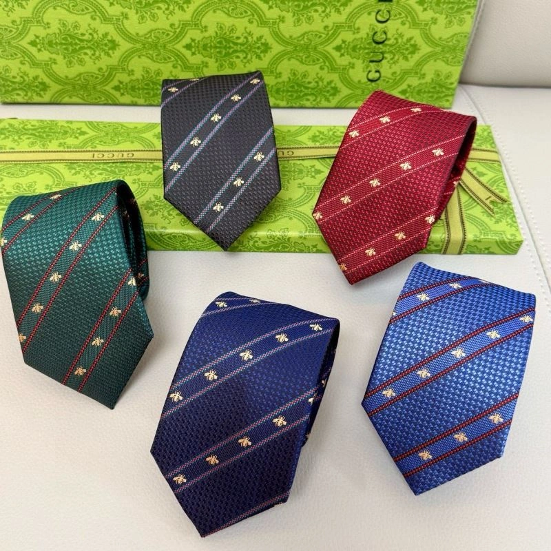 ComfortFit Gucci Neckties 268884