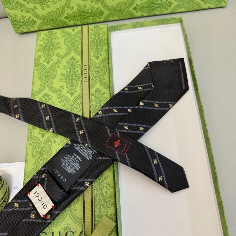 ComfortFit Gucci Neckties 268884