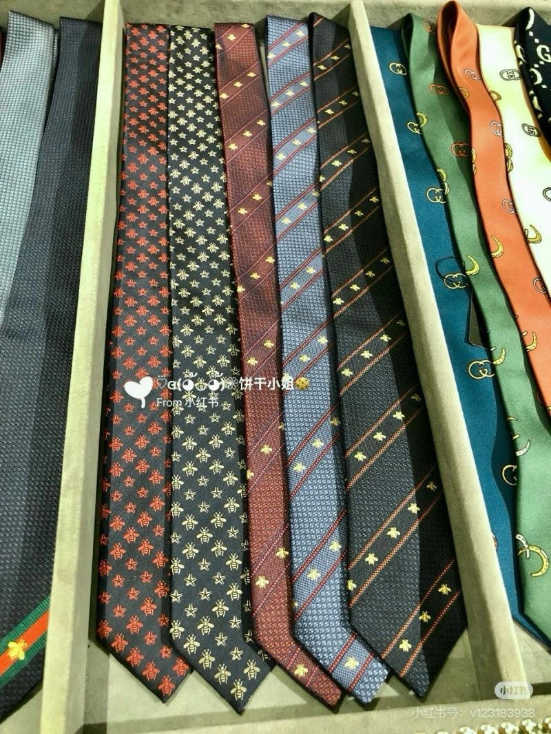 ComfortFit Gucci Neckties 268884