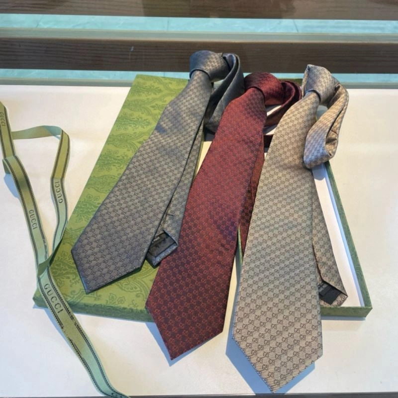 Gucci Neckties Unisex 268859
