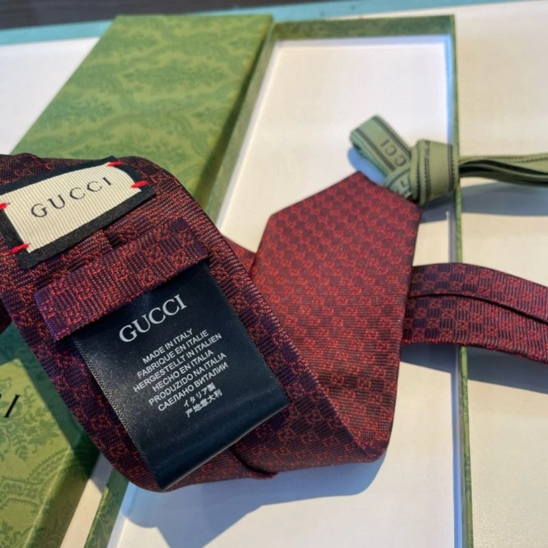Gucci Neckties Unisex 268859