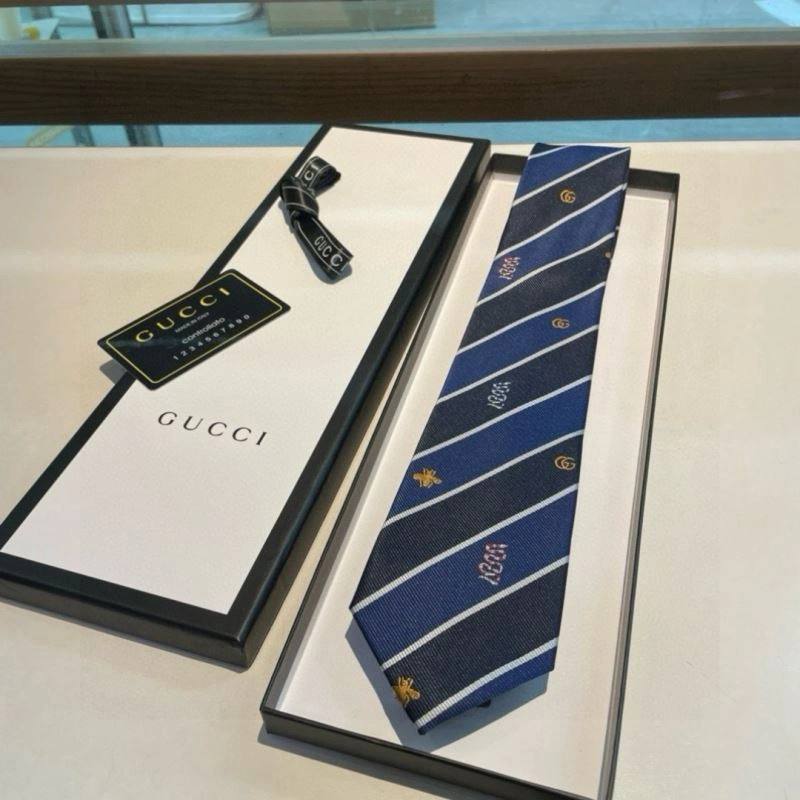 ComfortFit Gucci Neckties 268858