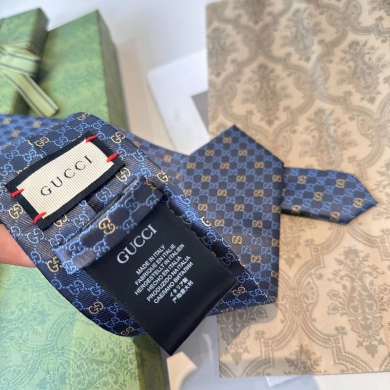 Gucci Neckties Minimalist 268869