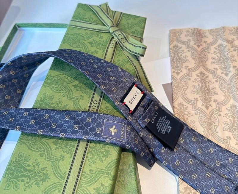 Gucci Neckties Trendsetting 268860