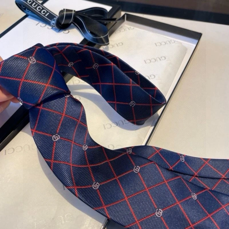 EyeCatching Gucci Neckties 268855