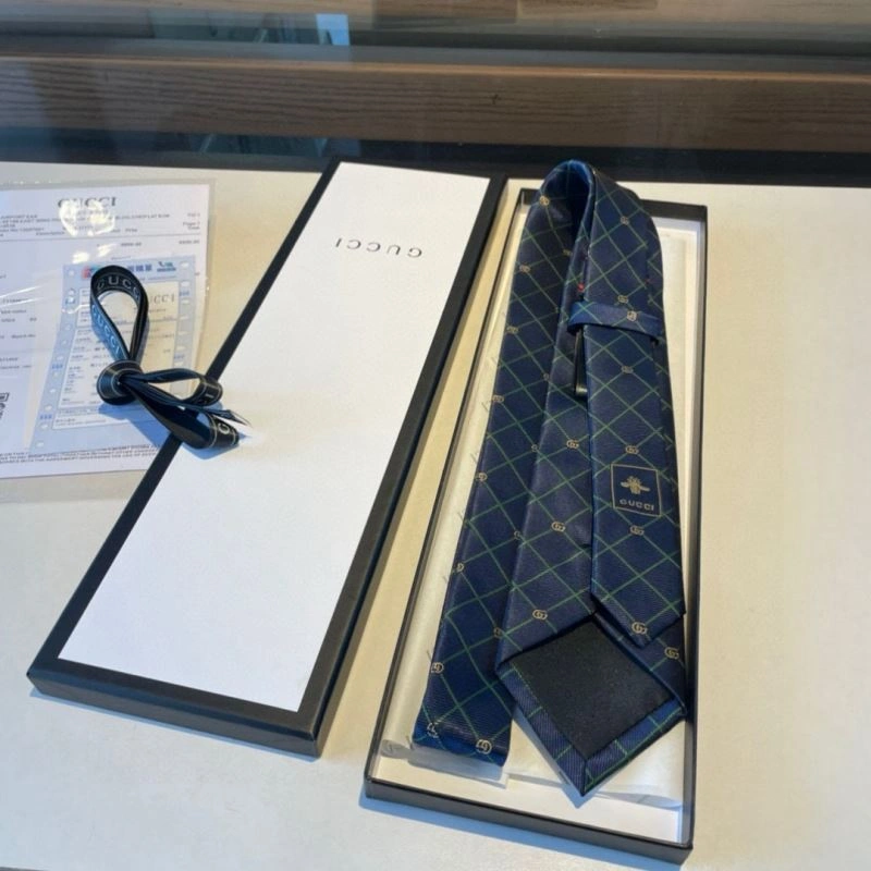 Gucci Neckties Versatile 268871