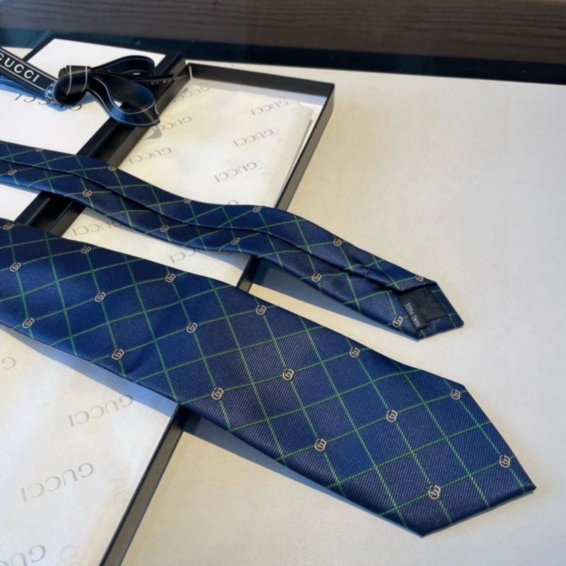 Gucci Neckties Versatile 268871