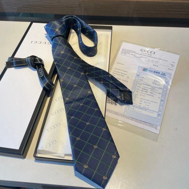 Gucci Neckties Versatile 268871