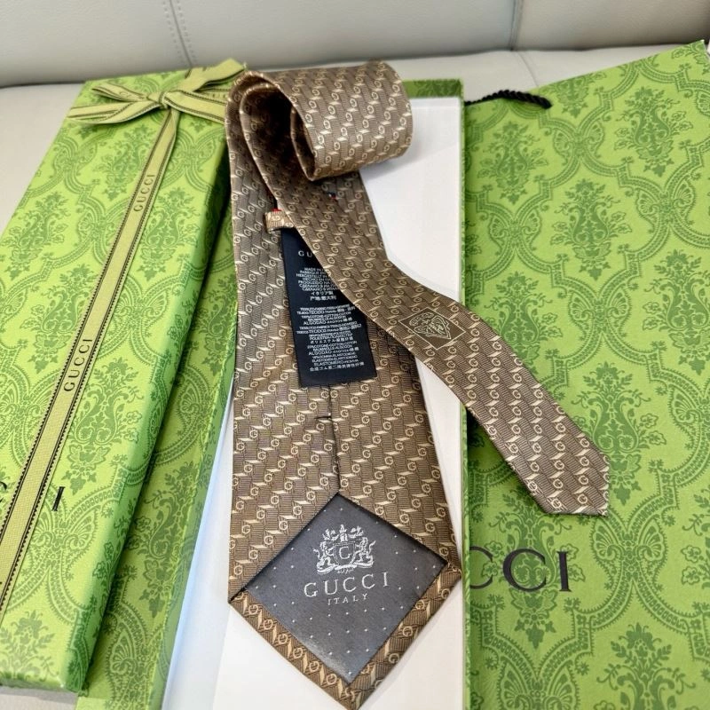 Gucci Neckties UrbanChic 268854