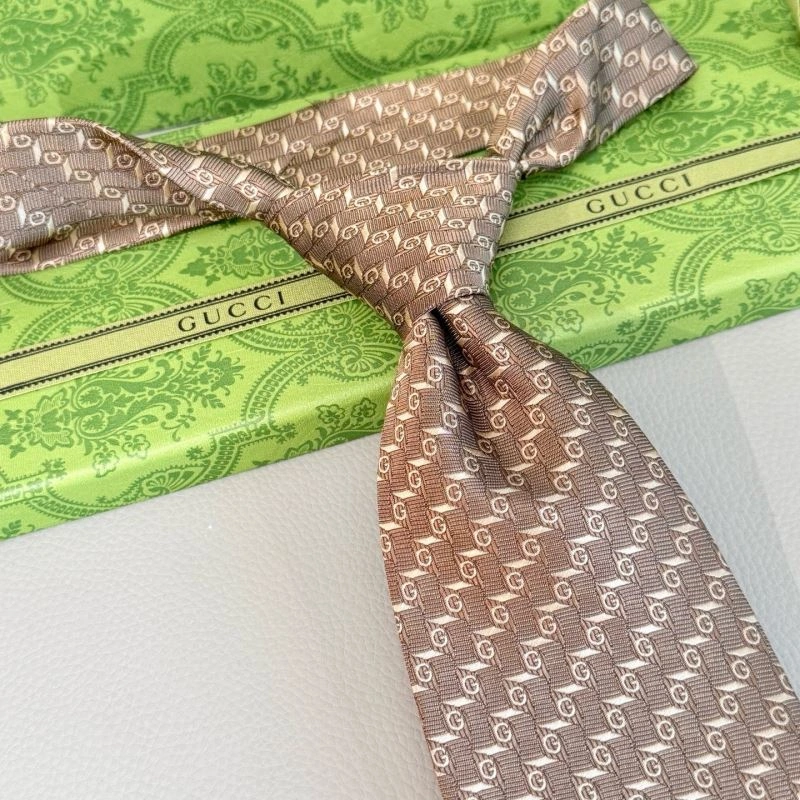Gucci Neckties UrbanChic 268854