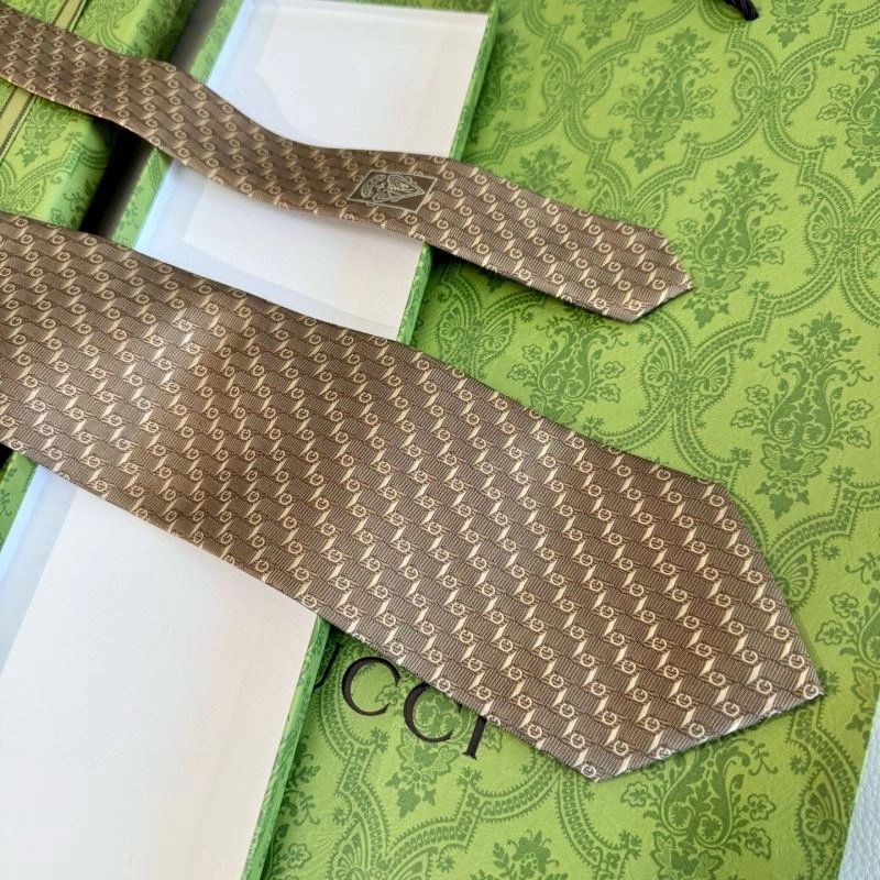 Gucci Neckties UrbanChic 268854