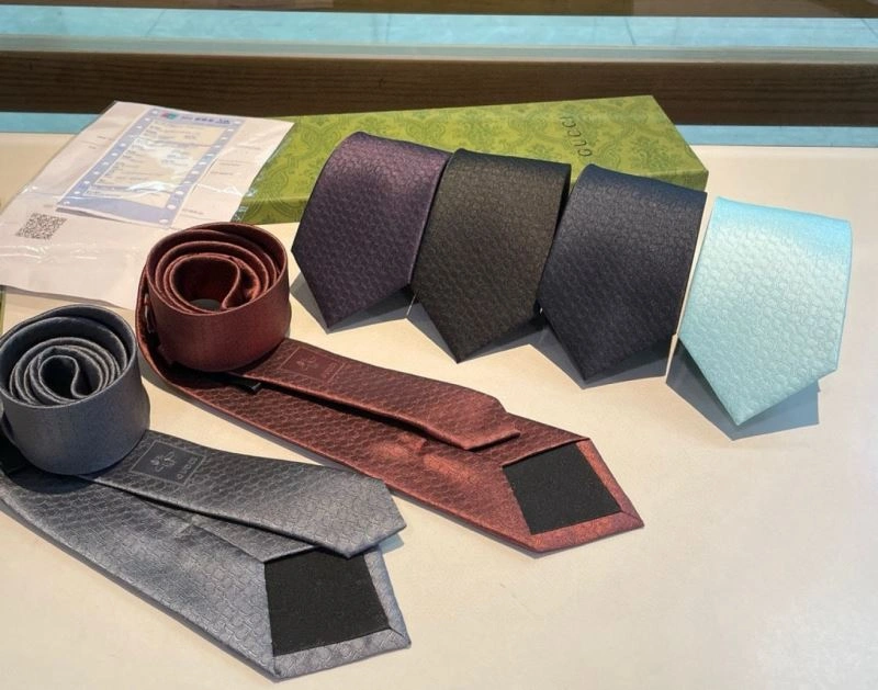 Gucci Neckties Affordable 268838