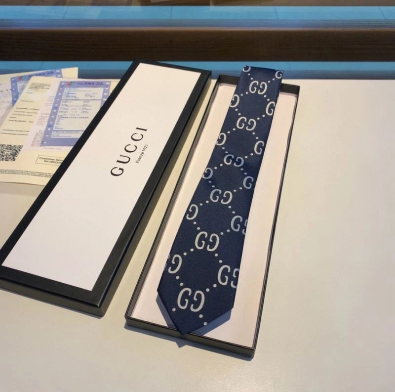 Gucci Neckties Minimalist 268824
