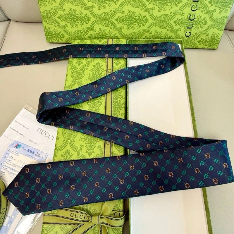 Gucci Neckties Breathable 268821