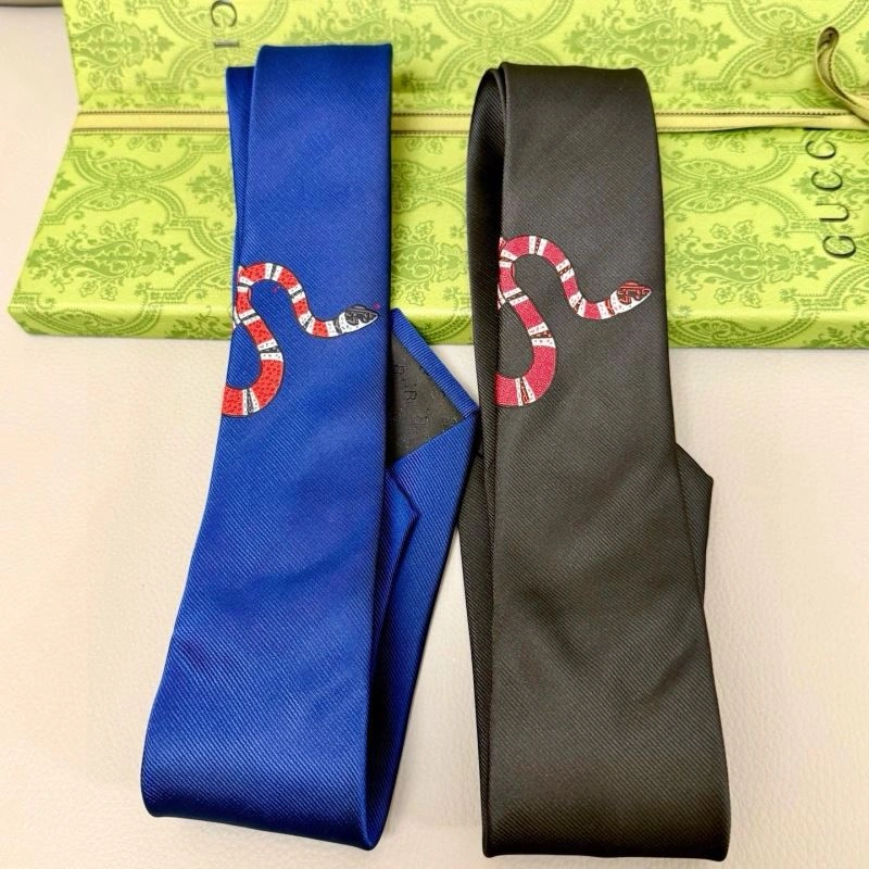 ComfortFit Gucci Neckties 268836