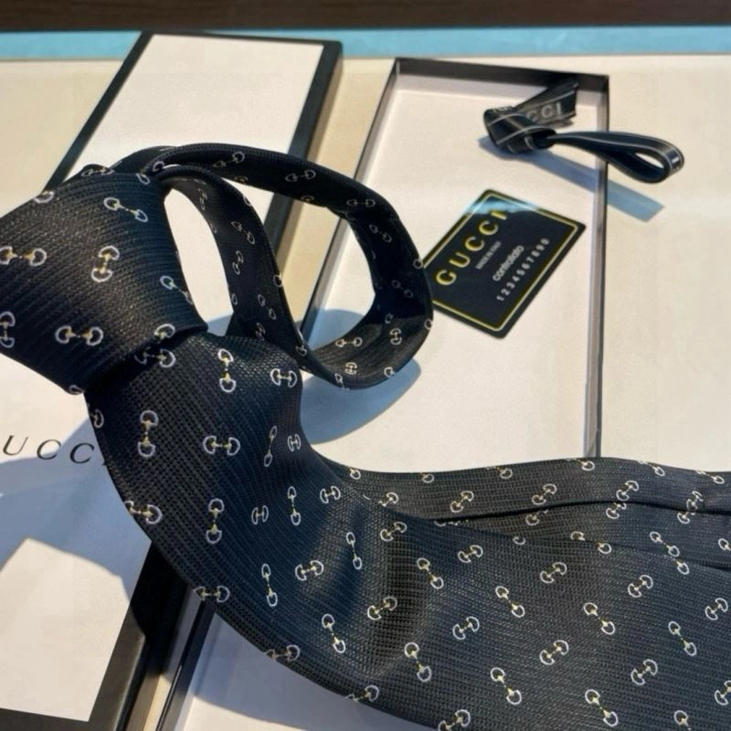 Supportive Gucci Neckties 268811