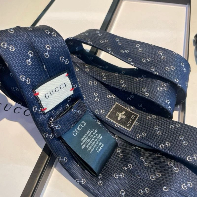 Gucci Neckties Snug 268808