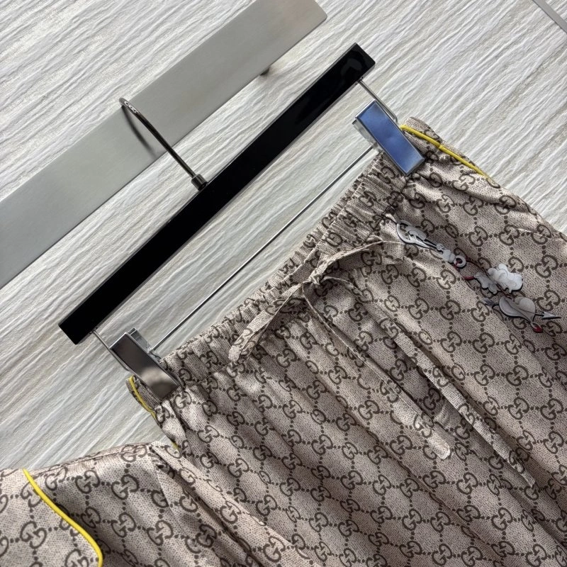 Efficient Gucci Nightwear 124933