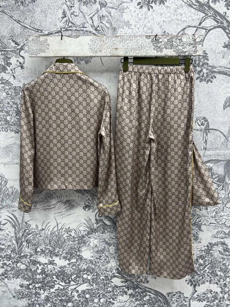 Gucci Nightwear Cozy 124426