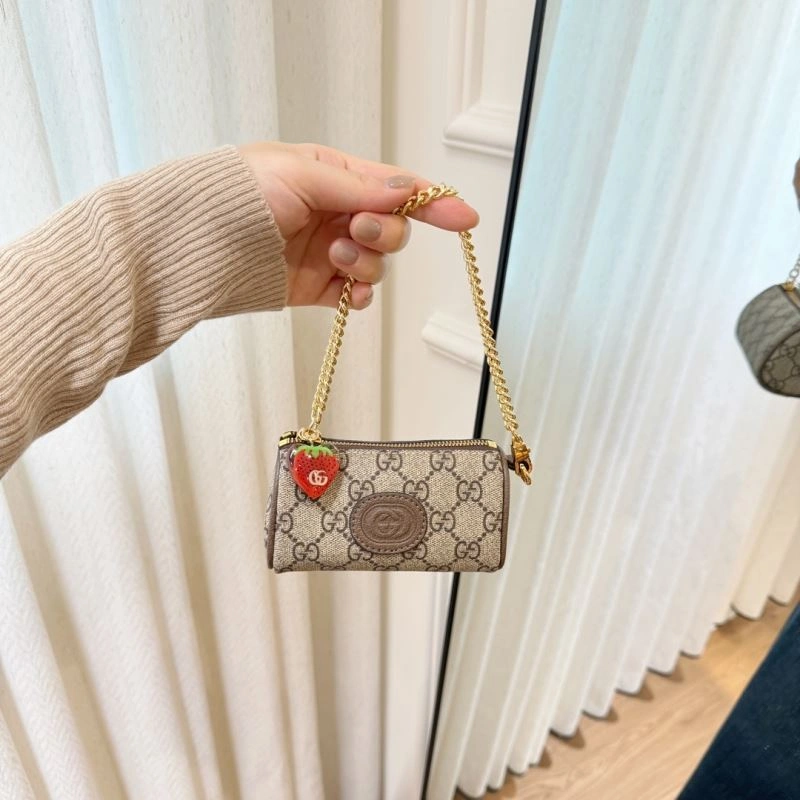 Minimalist Gucci Ornaments 270251