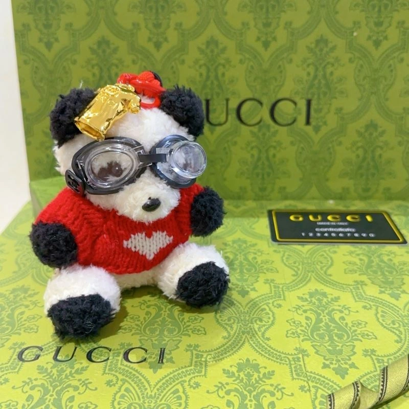 Gucci Ornaments Sleek 269232
