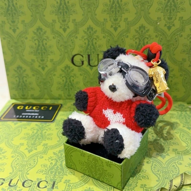Gucci Ornaments Sleek 269232