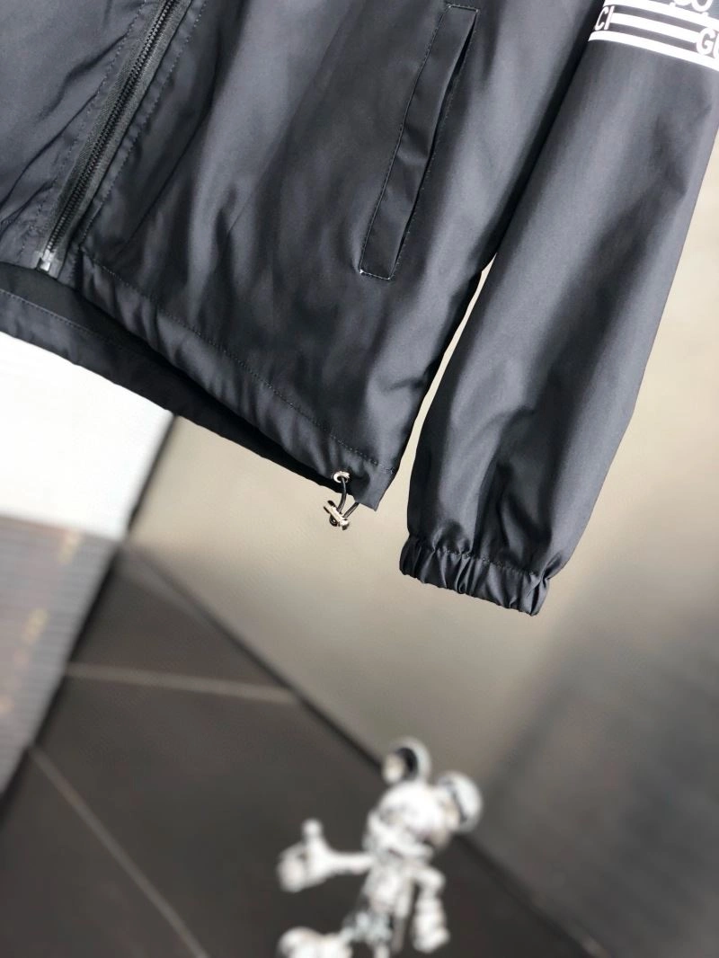 Gucci Outwear Effortless 125067