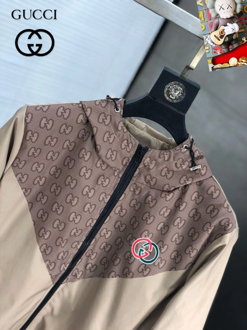 Sporty Gucci Outwear 125062