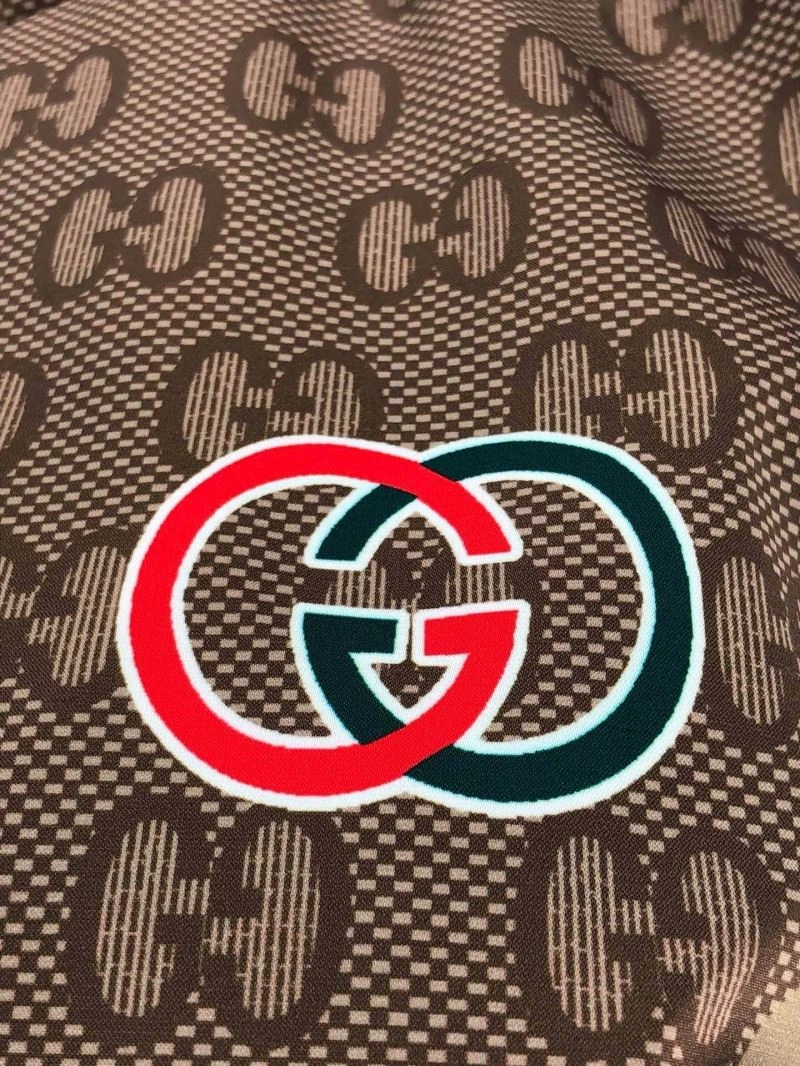 Sporty Gucci Outwear 125062