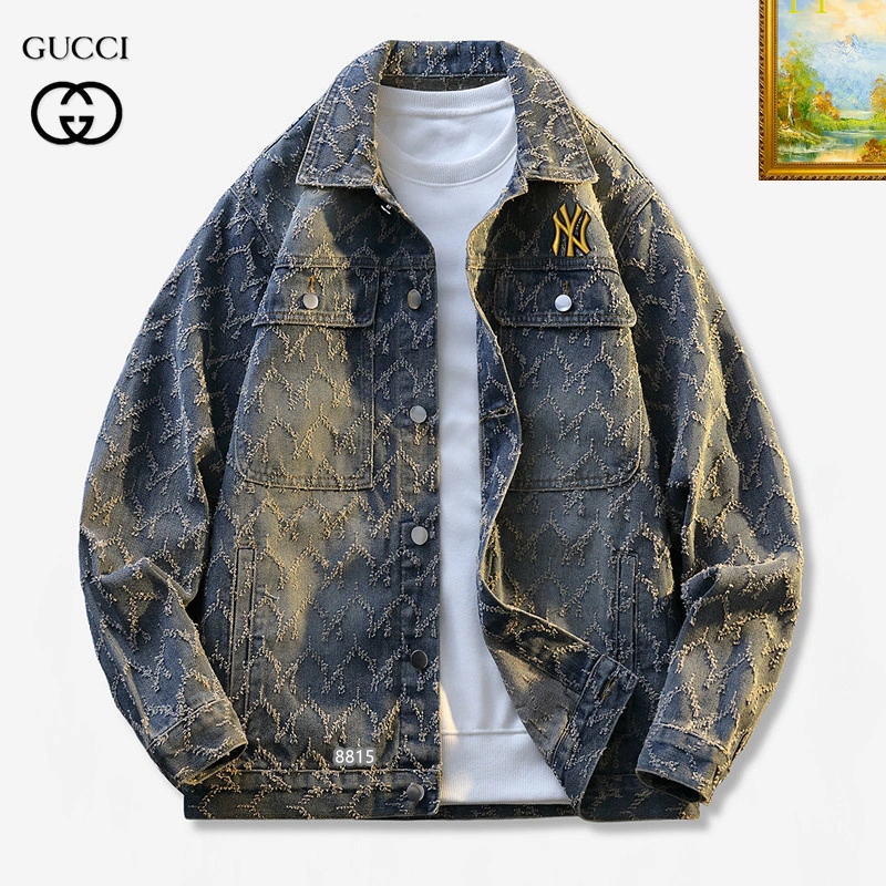 Sporty Gucci Outwear 125055