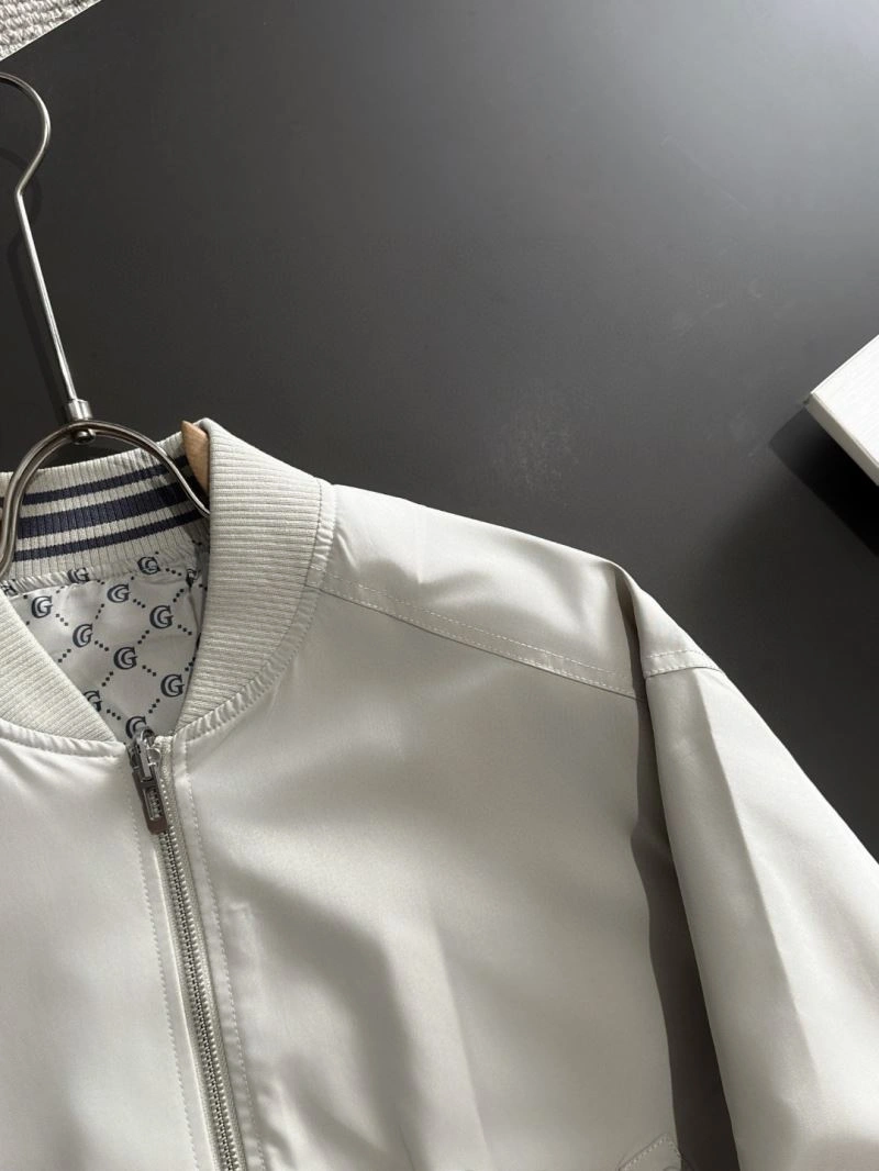 WellDesigned Gucci Outwear 128573