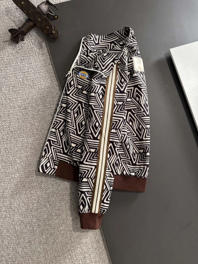 SmoothTexture Gucci Outwear 128572