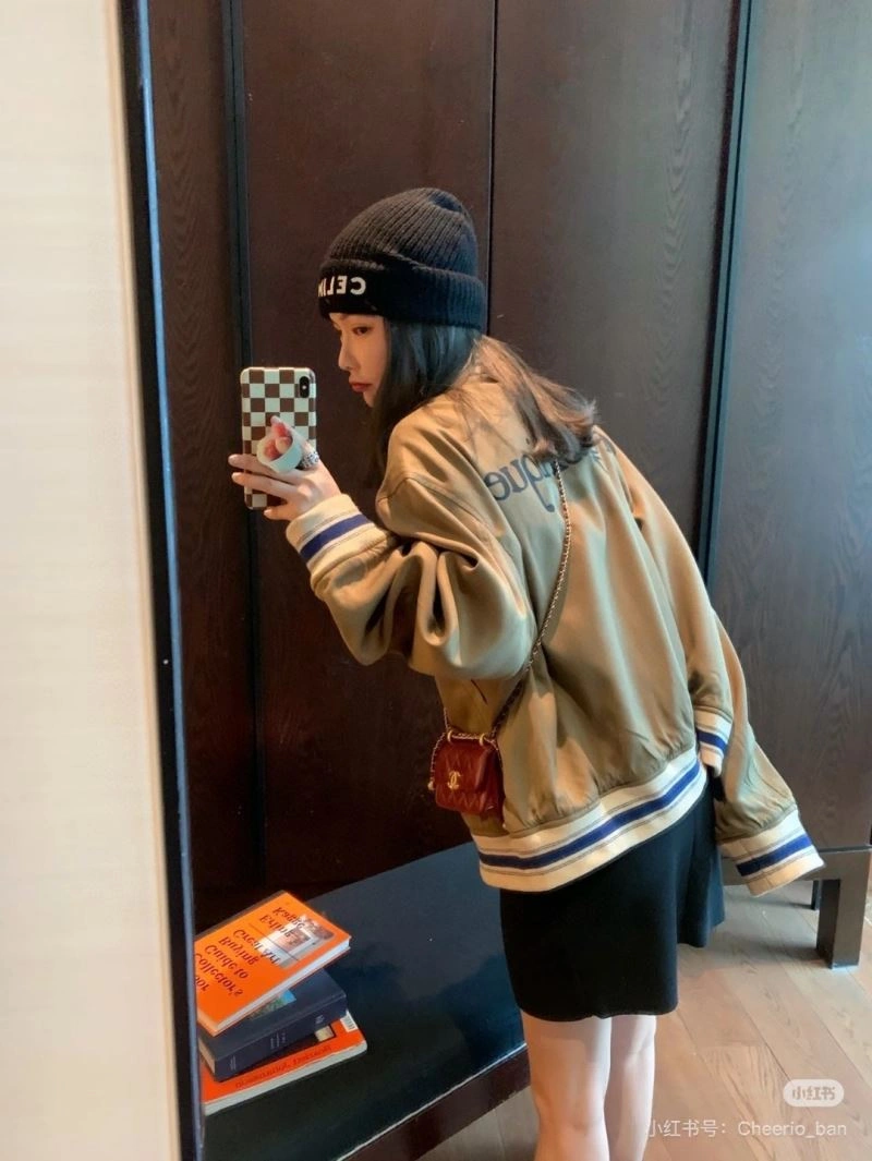 Modern Gucci Outwear 128595