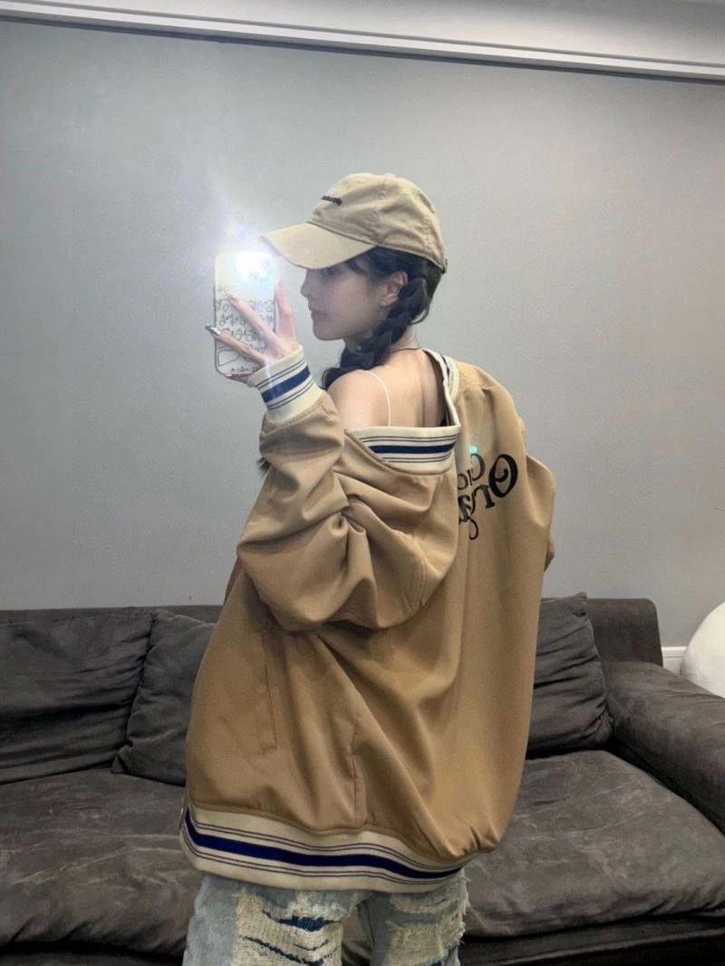 Lightweight Gucci Outwear 128597