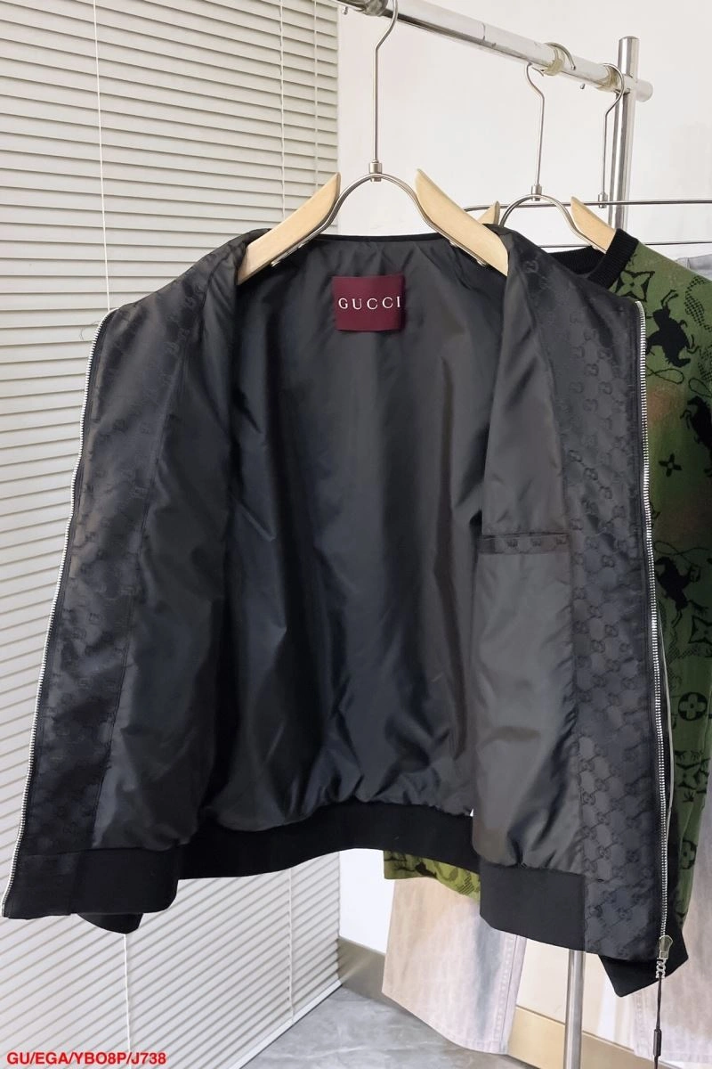 ZipUp Gucci Outwear 128871