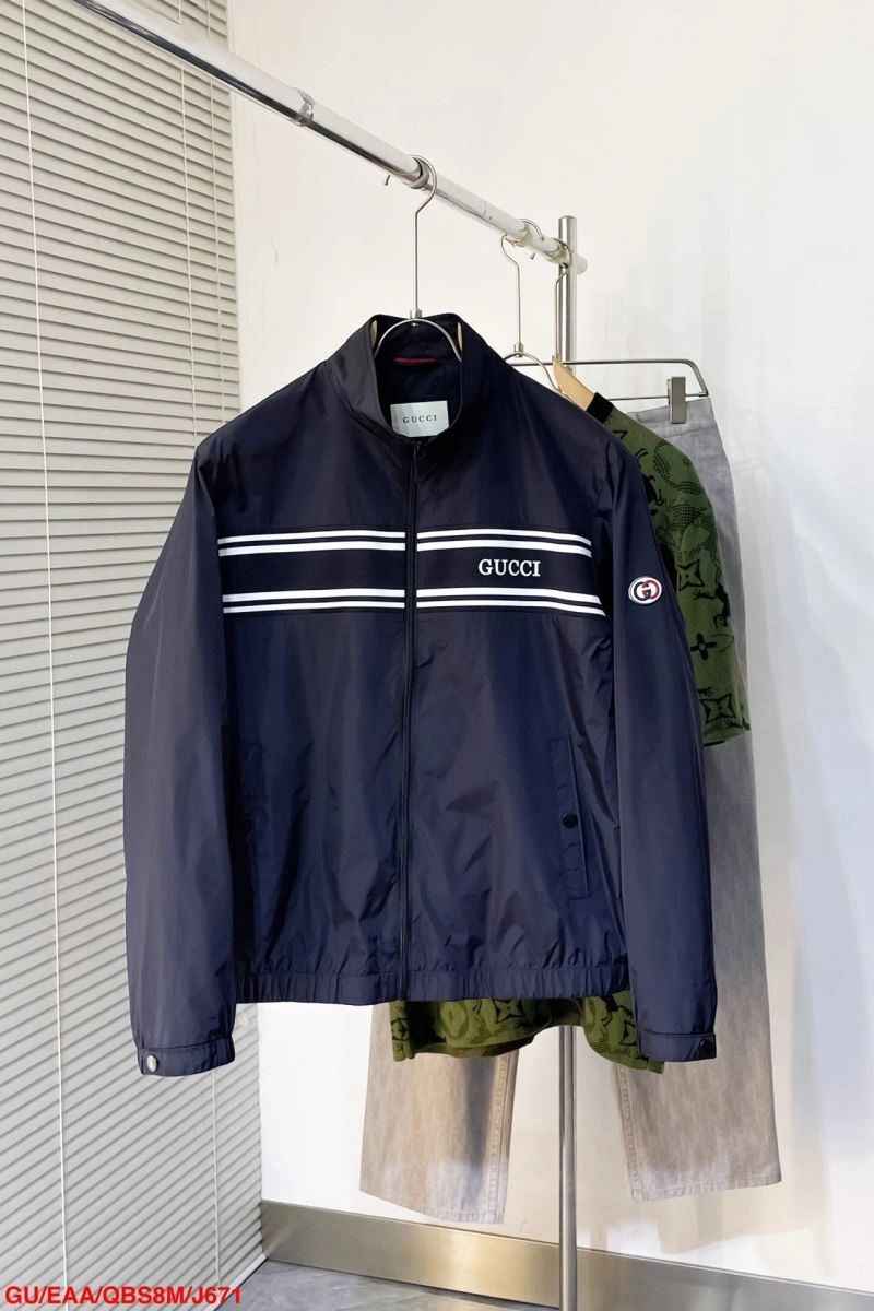 Lightweight Gucci Outwear 128876