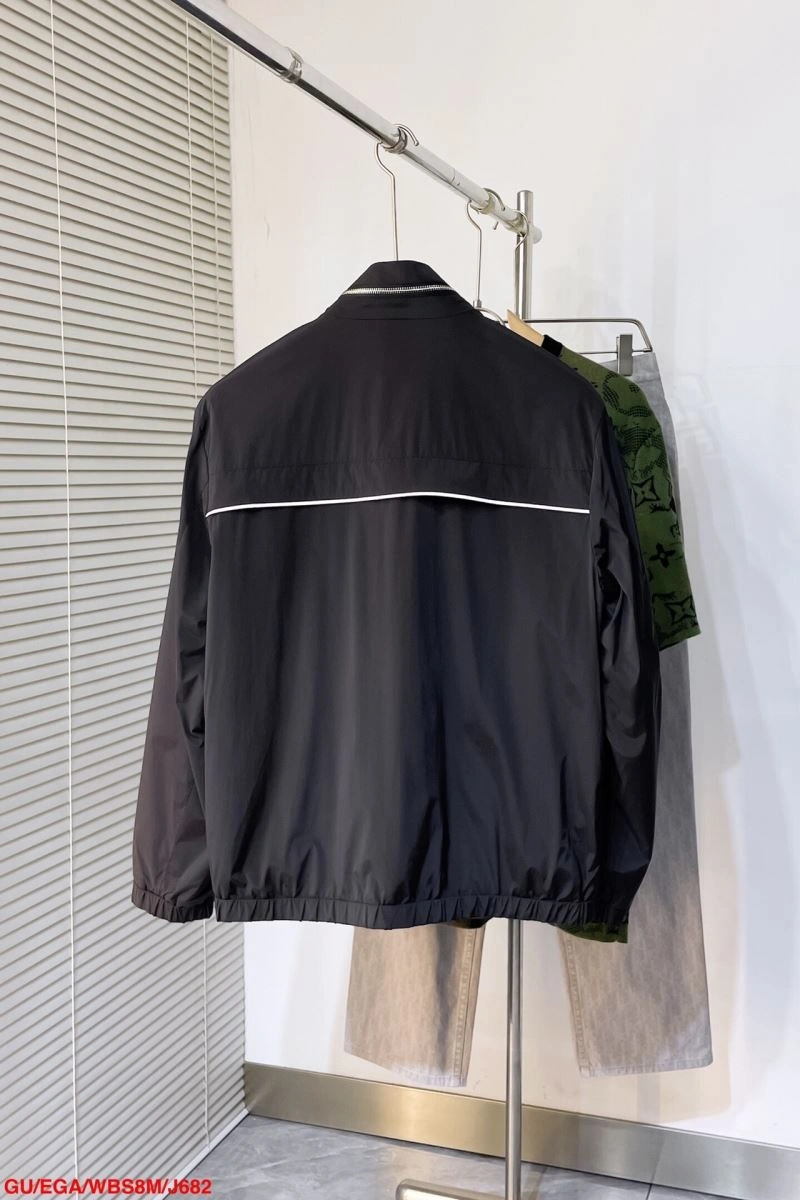 Effortless Gucci Outwear 128868