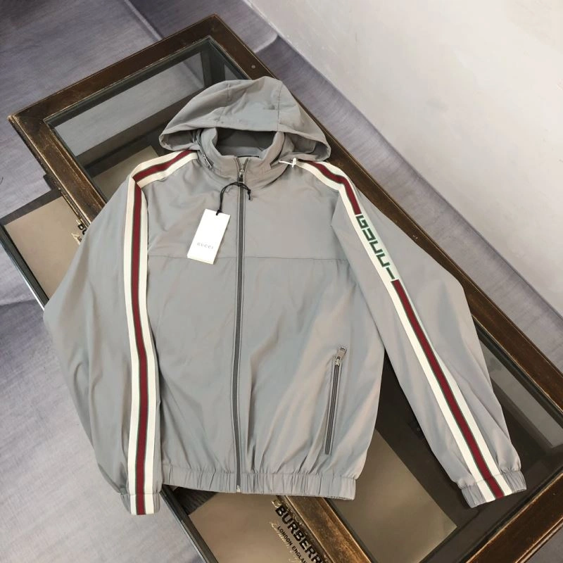 Breathable Gucci Outwear 128929