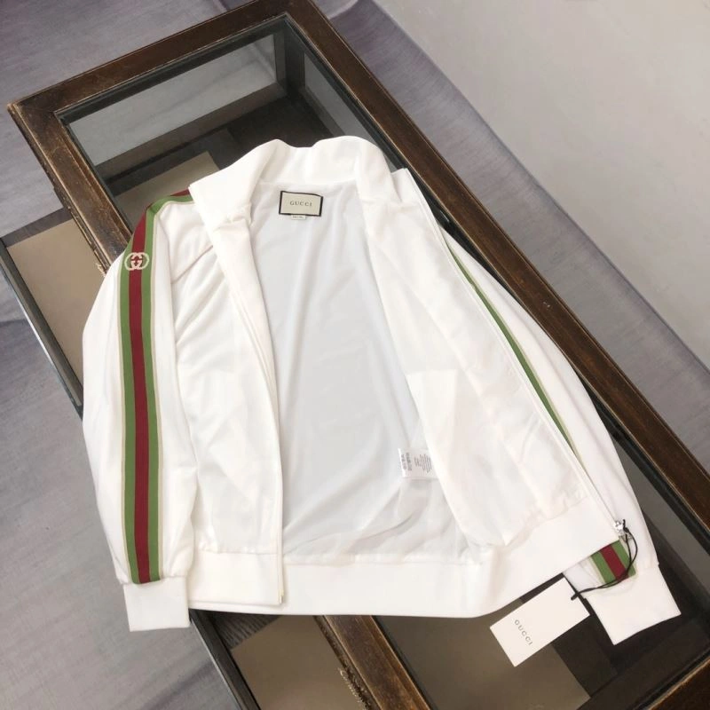Supportive Gucci Outwear 128862