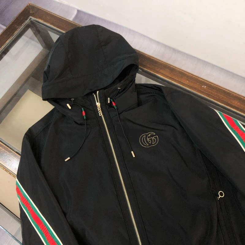 Sleek Gucci Outwear 128860