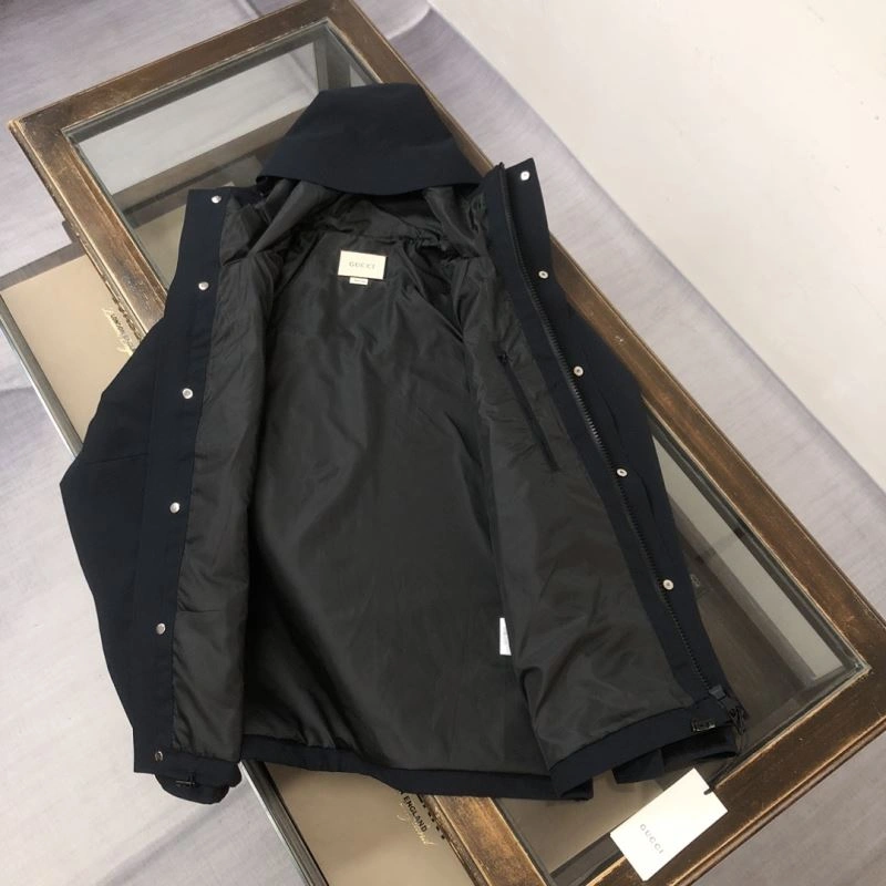 Timeless Gucci Outwear 128853