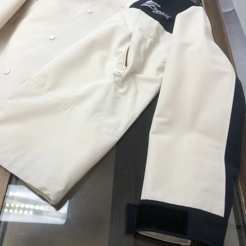Gucci Outwear Cozy 128855