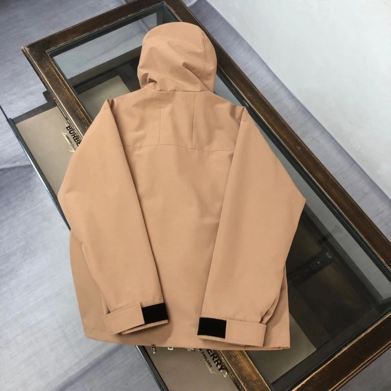 Comfortable Gucci Outwear 128852