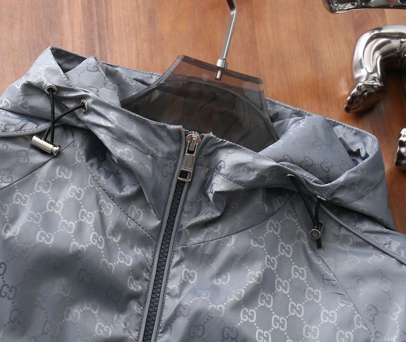 Breathable Gucci Outwear 128858