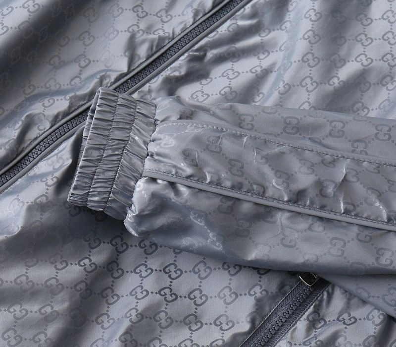 Breathable Gucci Outwear 128858