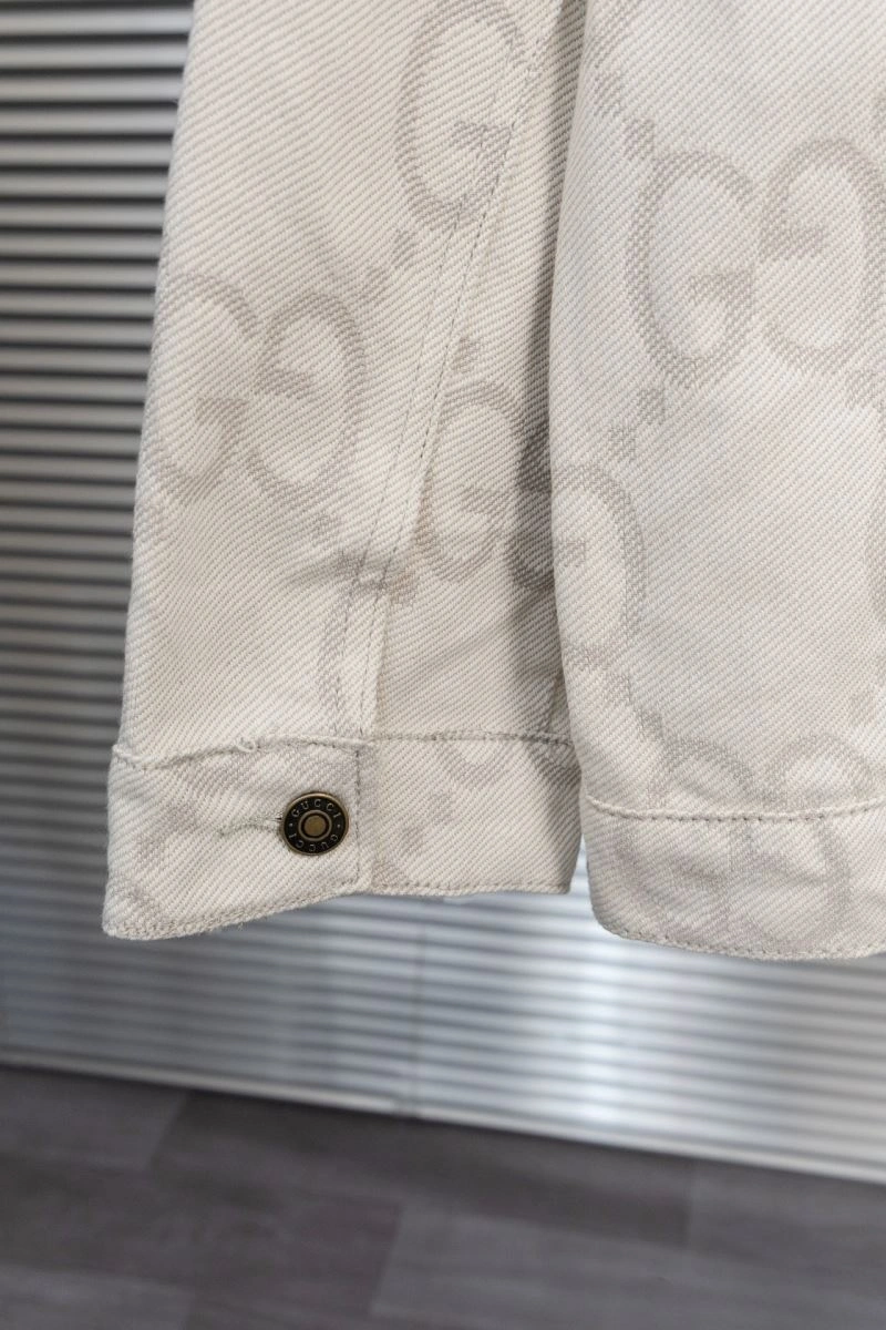 WeatherProof Gucci Outwear 128104